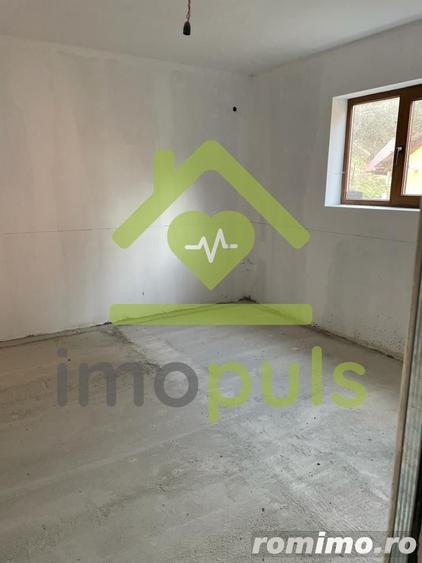 Casă cu Teren 400 Mp în Marga