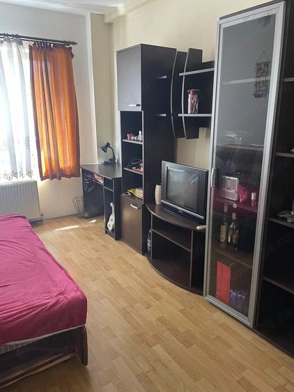 Apartament cu 2 camere decomandat în Ultracentral
