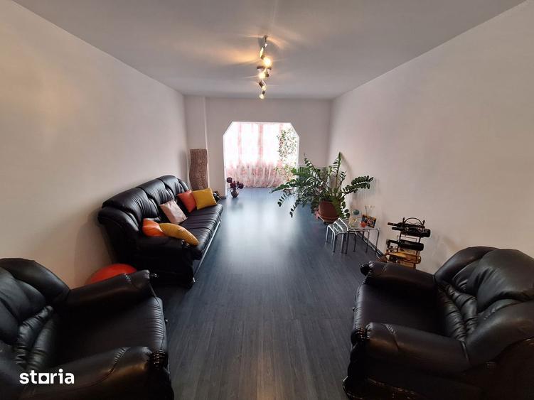 Apartament cu 3 camere decomandat în Traian