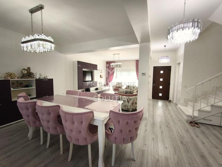Duplex cu 4 camere cu Canalizare în Valea Borcutului