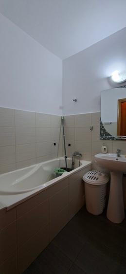 Garsonieră decomandată în Drumul Taberei