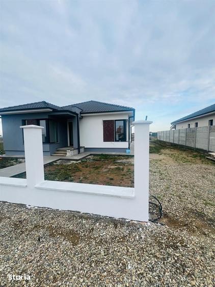 Casă cu 4 camere cu Teren 500 Mp în Sântandrei