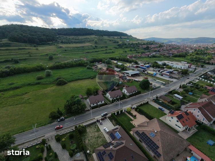 Teren de 3800 mp, în Central