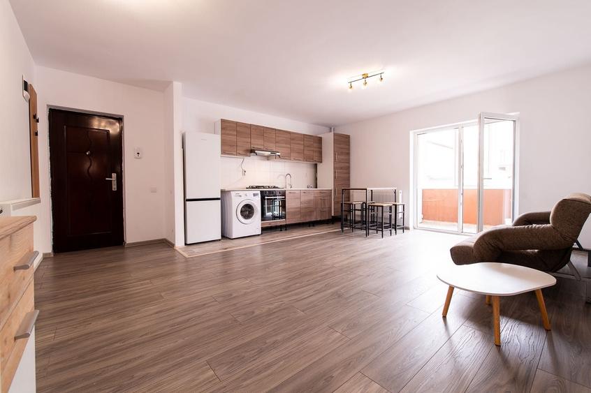 Apartament cu 2 camere semidecomandat în Florești