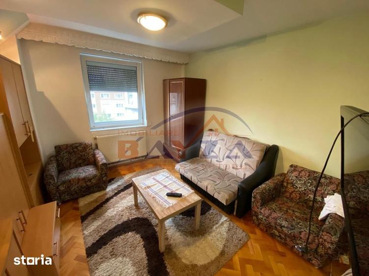 Apartament cu 4 camere, mobilat în Vasile Alecsandri