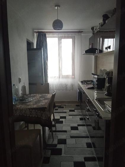 Apartament cu 3 camere decomandat în Ocna Șugatag