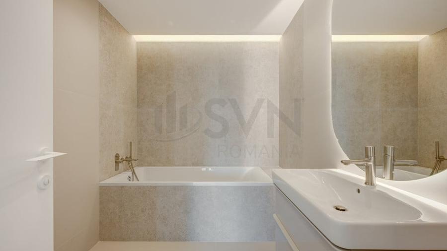 Apartament cu 3 camere decomandat în Aviației