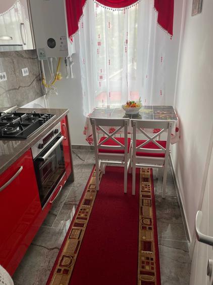 Apartament cu 2 camere decomandat în Ultracentral