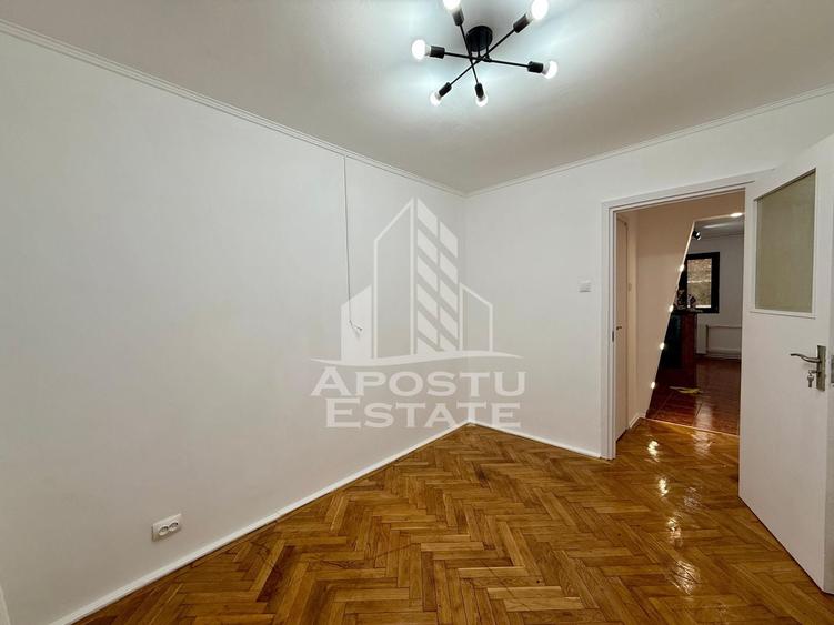 Apartament cu 3 camere decomandat în Circumvalațiunii