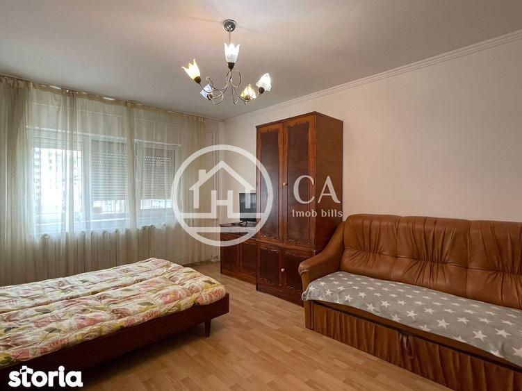 Apartament cu 3 camere decomandat în Decebal