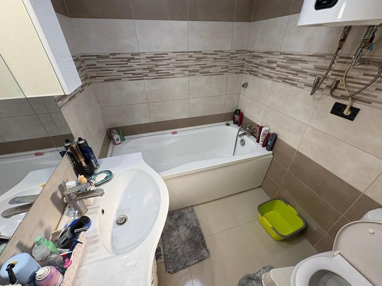 Duplex cu 5 camere cu Teren 300 Mp în Jilava