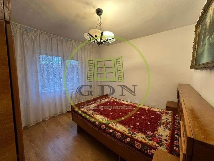 Apartament cu 3 camere decomandat, mobilat în Brazda lui Novac
