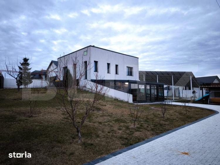 Casă cu Teren 1145 Mp în Cârcea