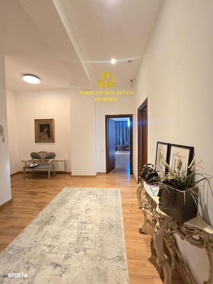 Apartament cu 4 camere în Băneasa