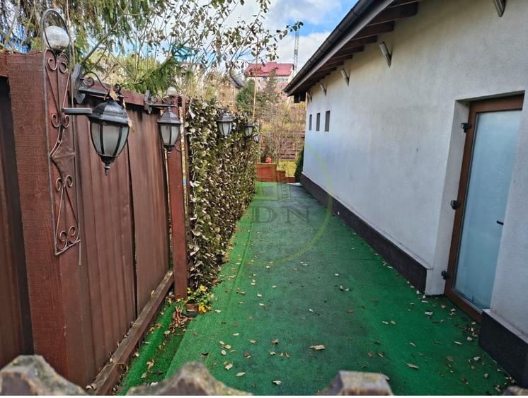 Spațiu comercial, de 510.94000244141 mp, în Predeal