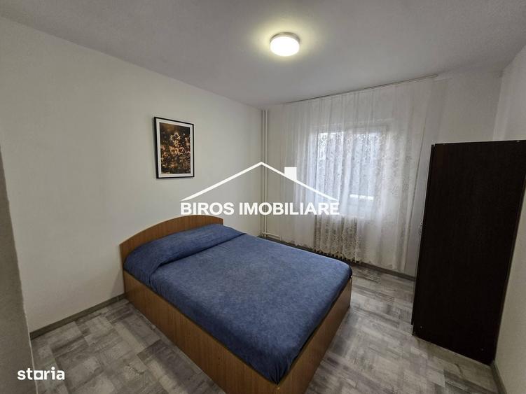 Apartament cu 3 camere în Calea București