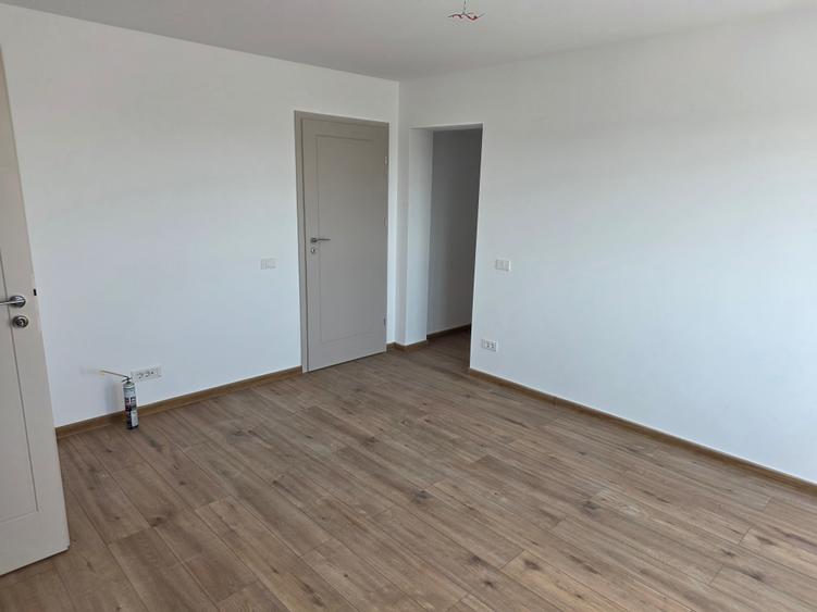 Garsoniera 64m.p, incalzire pardoseala bloc nou stradal Sos Giurgiului - 12