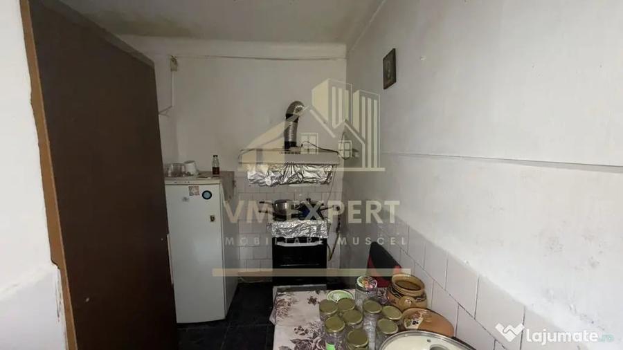 Casă cu 4 camere cu Teren 233 Mp în Sud