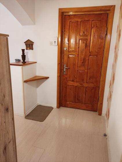 Apartament cu 2 camere semidecomandat în Mărăști