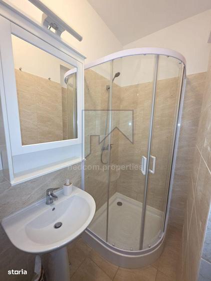 Apartament cu 3 camere semidecomandat în Chiajna