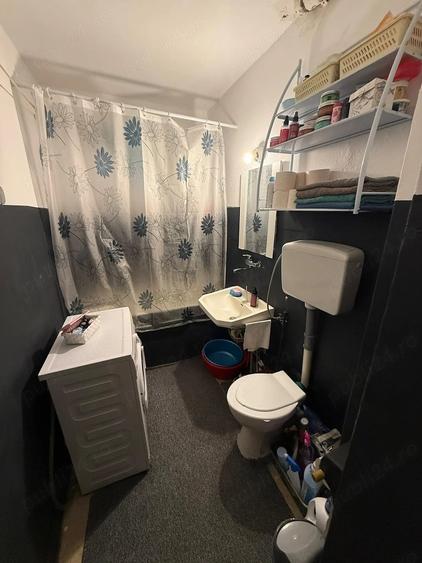 Apartament cu 3 camere decomandat în Tudor