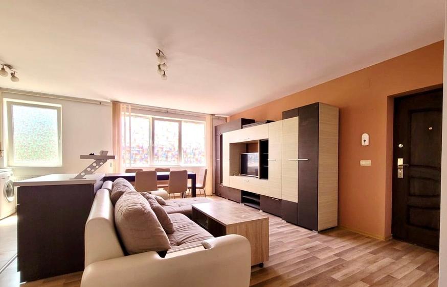 Apartament cu 3 camere decomandat, mobilat în Dumbrăvița