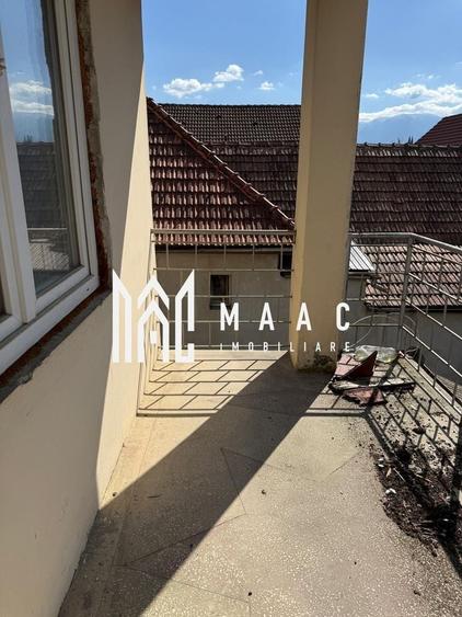 Casă individuală cu 5 camere cu Canalizare în Central
