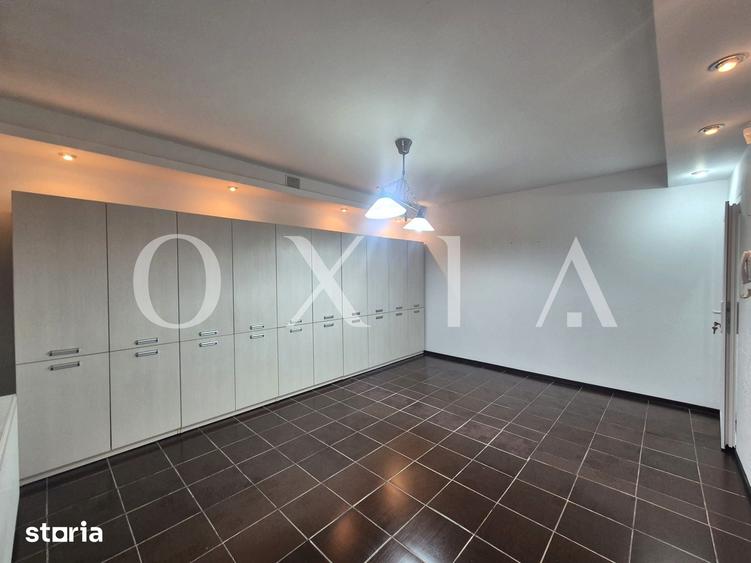Spațiu comercial, de 43 mp, în Central