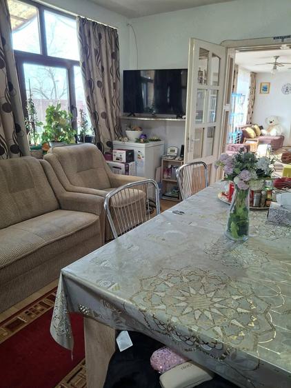 Casă cu 4 camere cu Teren 1770 Mp în Dudeștii Vechi