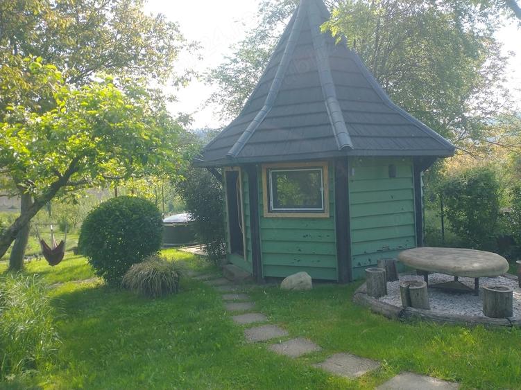Casă cu 1 camere cu Teren 7500 Mp în Bazna