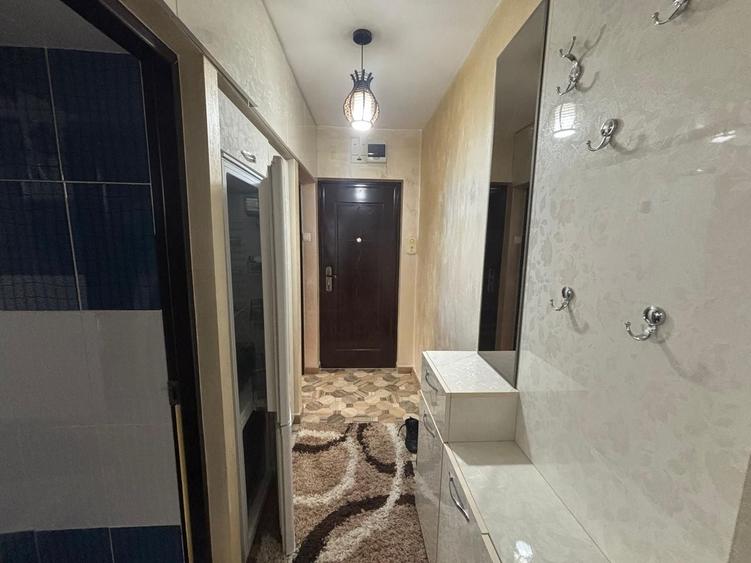Apartament cu 2 camere semidecomandat, mobilat în George Enescu