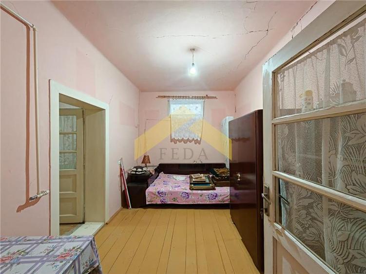 Casă individuală cu 5 camere cu Canalizare în Livada