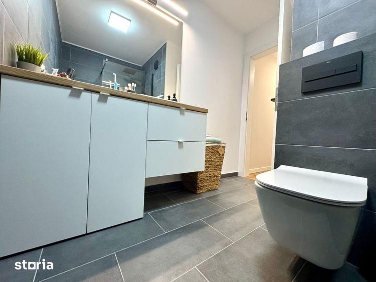 Apartament cu 3 camere semidecomandat, mobilat în Gruia