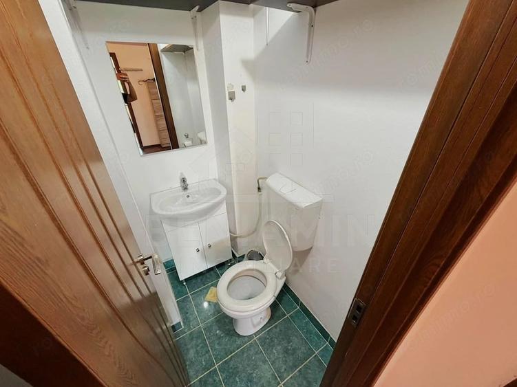 Apartament cu 3 camere decomandat în 1 Mai