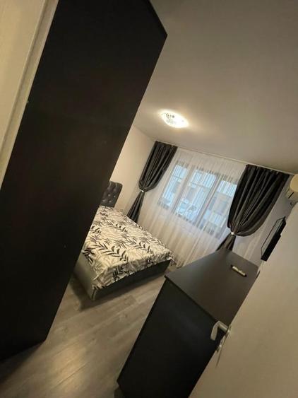 Apartament cu 2 camere decomandat, mobilat în Central