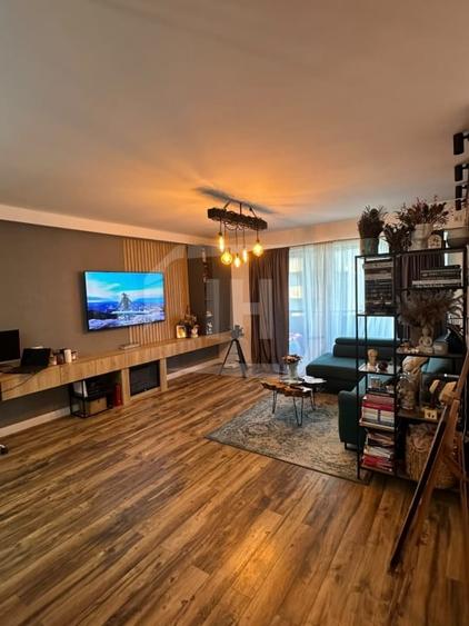 Apartament cu 2 camere semidecomandat, mobilat în Gheorgheni