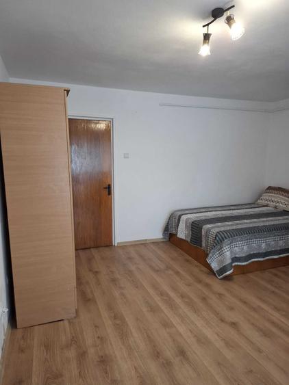 Garsonieră semidecomandată în Craiovei