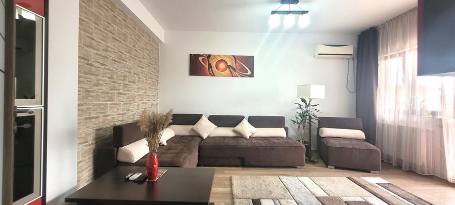 Penthouse cu 3 camere decomandat în Titan
