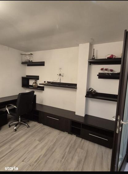 Apartament cu 4 camere în Central