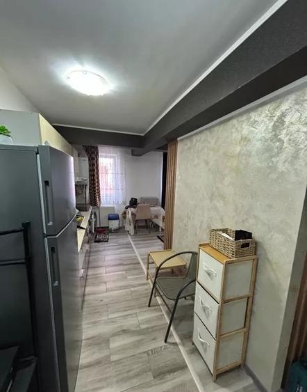 Garsonieră nedecomandată, mobilată în Florești