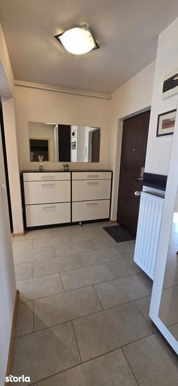 Apartament cu 2 camere decomandat în Est
