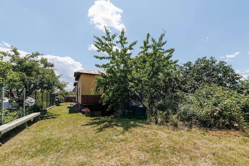 Casă cu Teren 889 Mp în Prundu