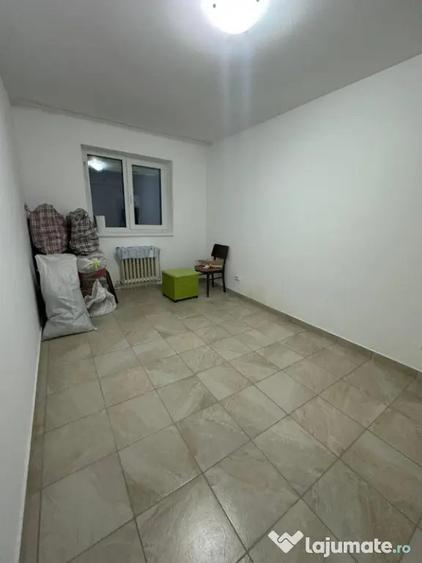 Garsonieră decomandată în Tomești