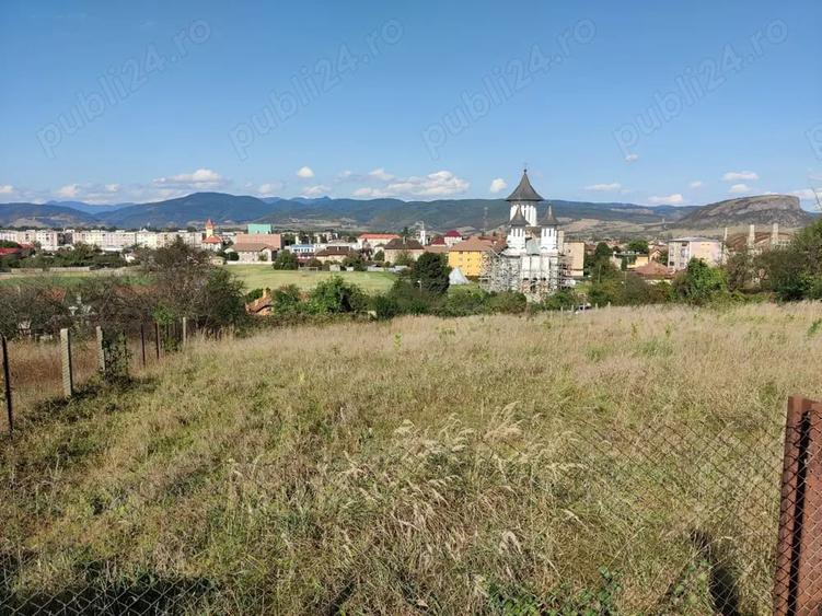 Teren intravilan cu priveliste panoramica a orasului Simeria - 7