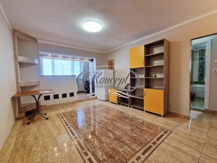 Apartament cu 2 camere decomandat, mobilat în Zorilor