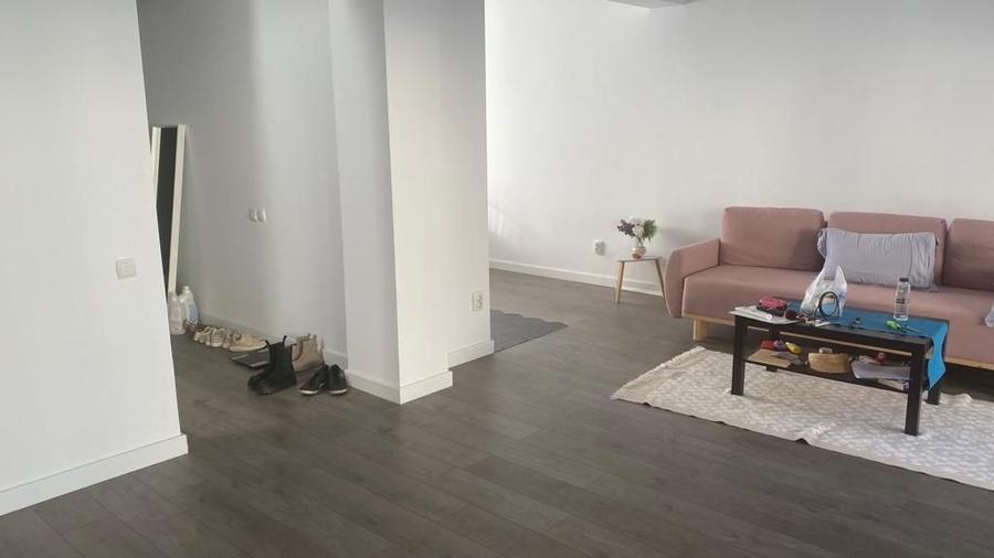 Duplex cu 4 camere cu Canalizare în Nord-Est