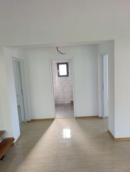 Casă cu 4 camere în Drăganu