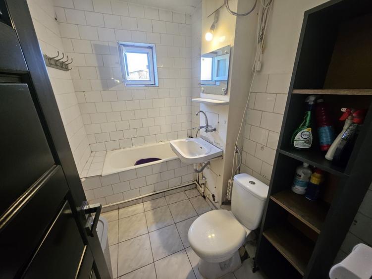 Apartament 3 camere zona 1 Mai - Pelendava de inchiriat - 8