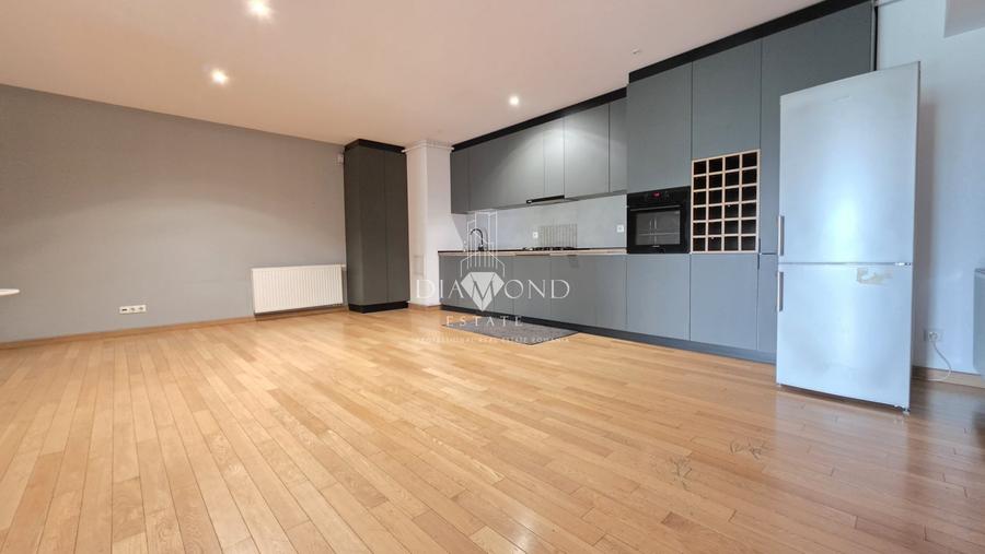 Apartament cu 2 camere semidecomandat, mobilat în Floreasca