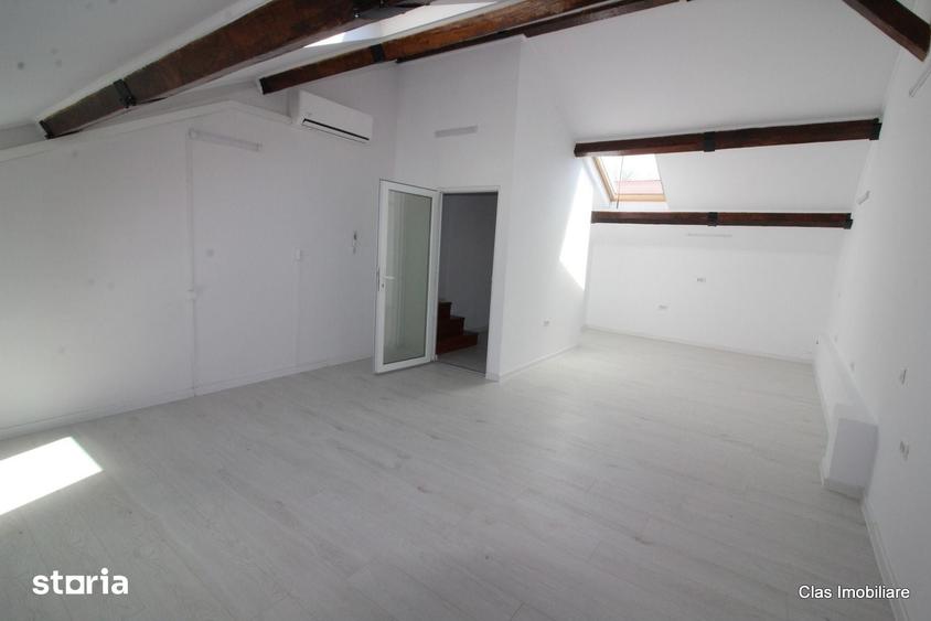 Spațiu comercial, de 207 mp, în Central